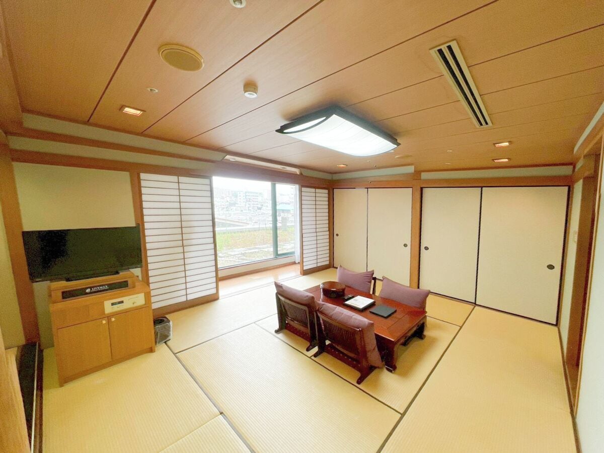 Værelse i japansk stil | Skrivebord, strygejern/strygebræt, gratis Wi-Fi, sengetøj