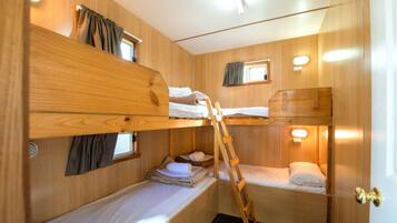 1 bedroom, individually decorated, individually furnished