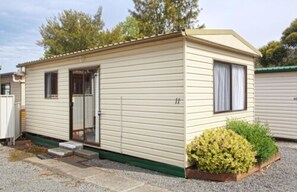 Economy Studio Cabin - Sleeps 4 | Trang trí khác biệt, trang bị nội thất với thiết kế riêng biệt 