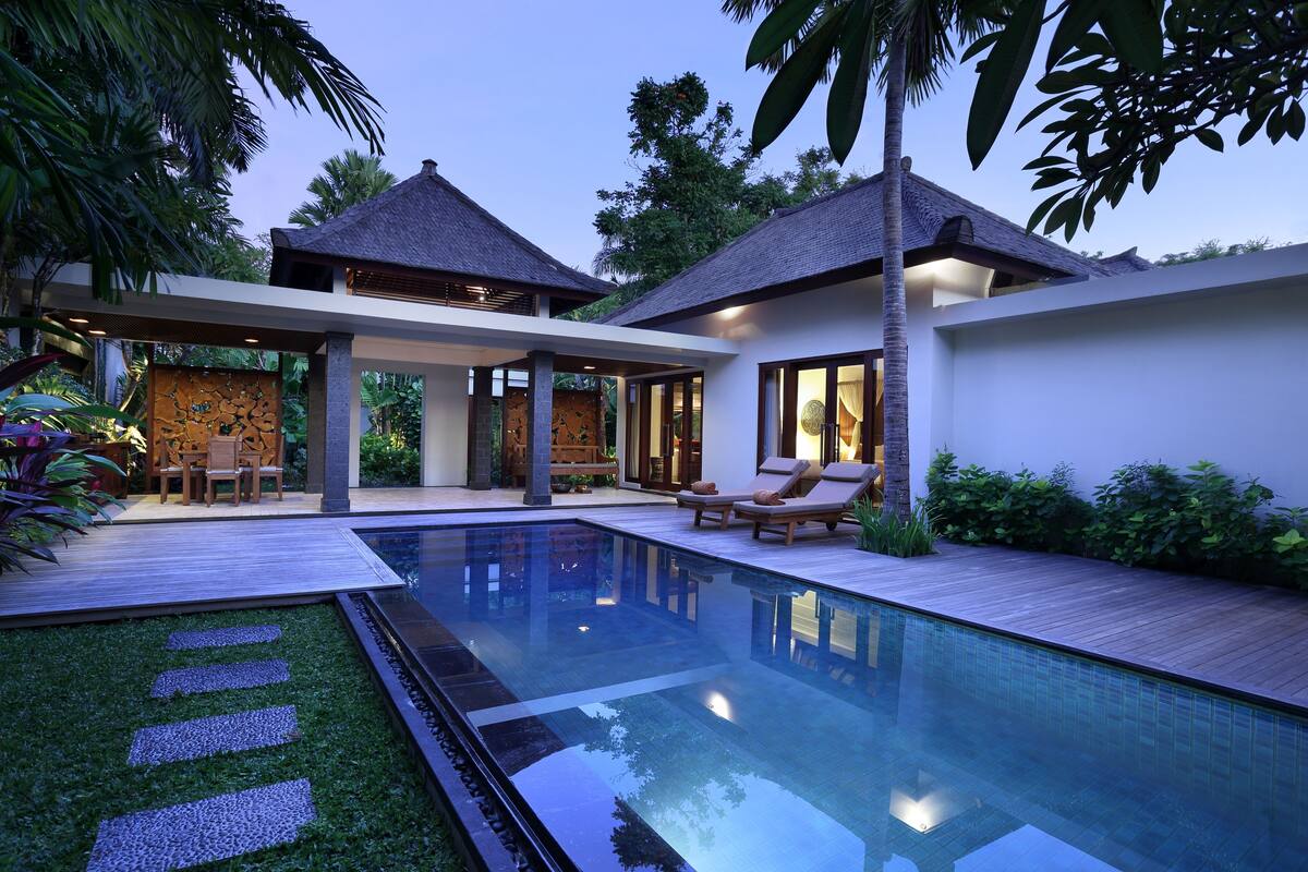 Villa Luxe, 1 chambre, piscine privée, vue piscine | Vue sur l’eau