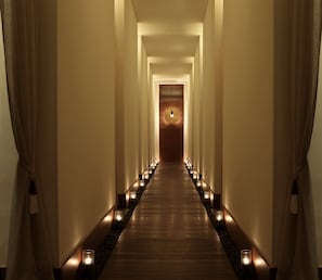 Behandlungsräume für Paare, Sauna, Whirlpool, Dampfbad