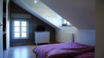 1 chambre, literie de qualité supérieure, décoration personnalisée