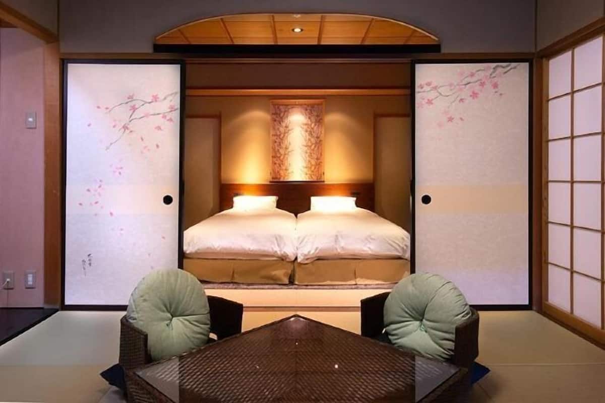 Een minibar, een kluis op de kamer, verduisterende gordijnen