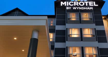 Microtel Inn & Suites By Wyndham Whitecourt