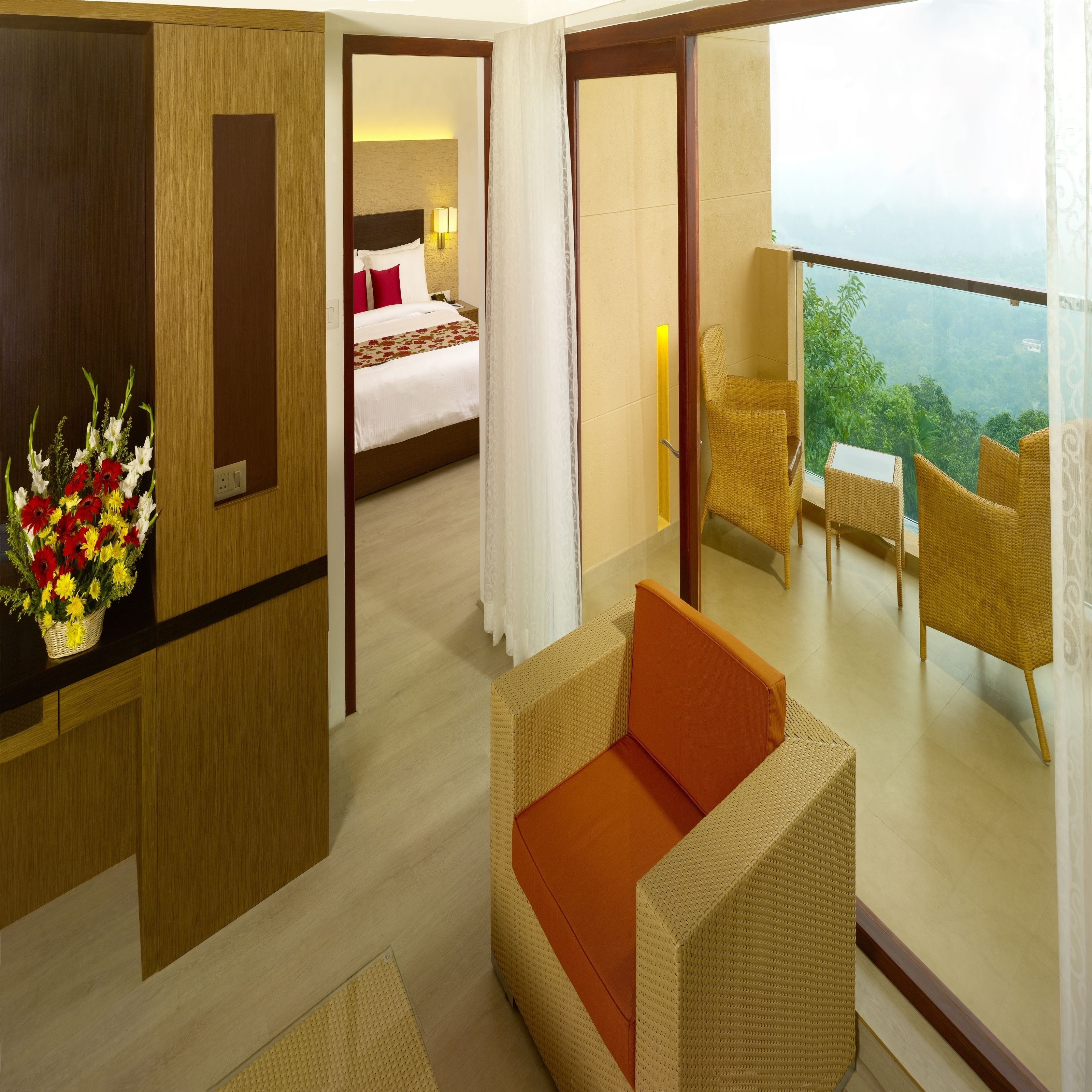 Reserva Suite | Living room | 32-inch LED TV with satellite channels, TV