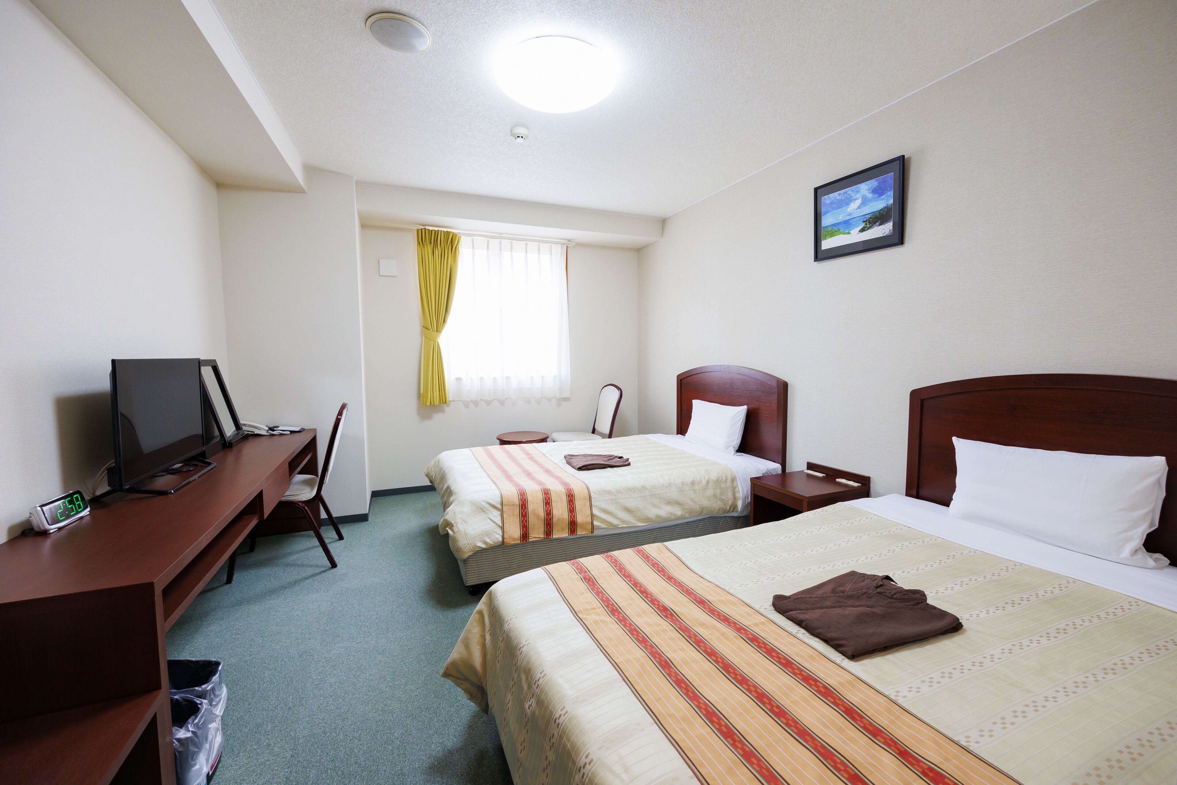 twin room, non smoking | free wifi, bed sheets