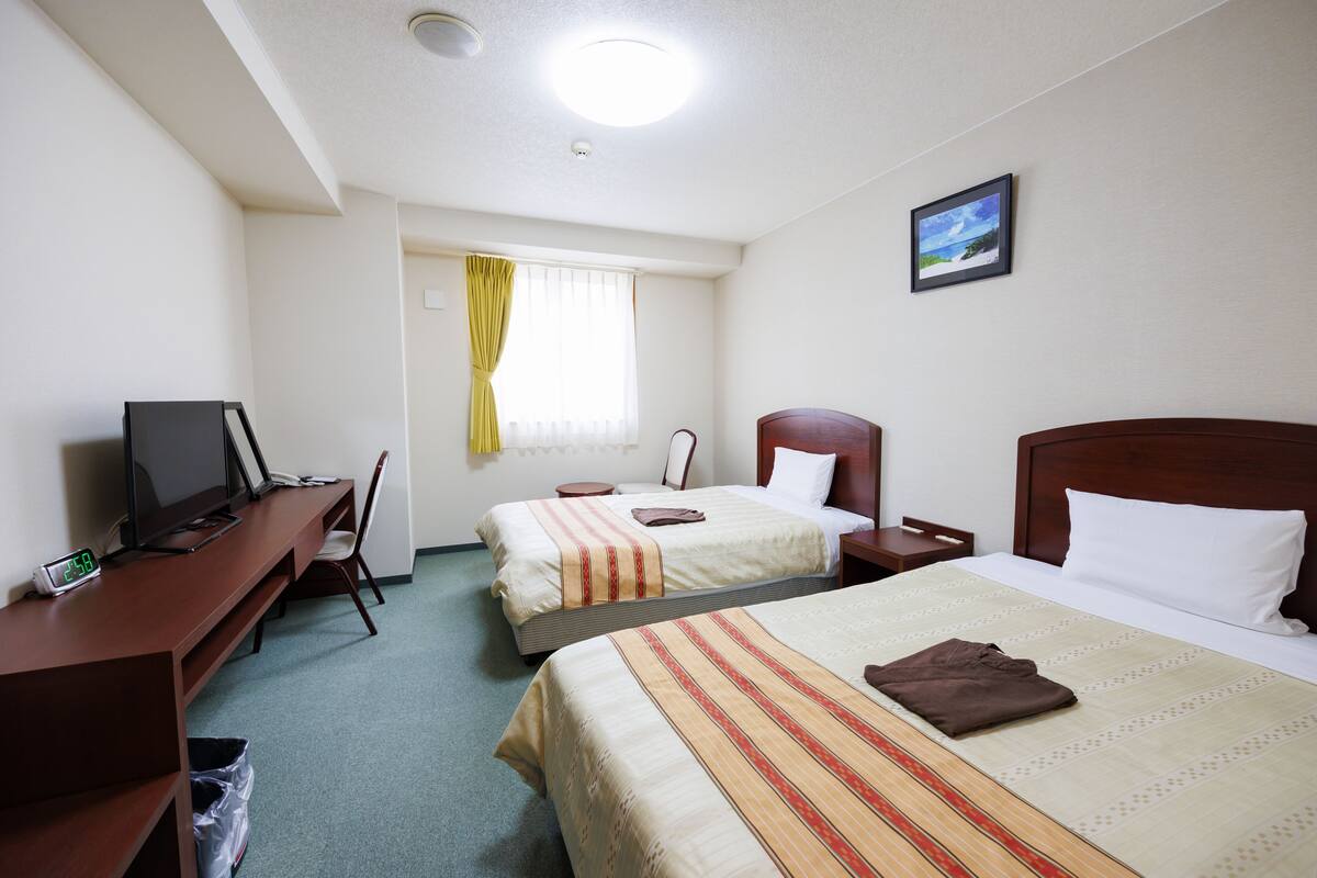 twin room, non smoking | free wifi, bed sheets