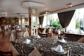 Lunch and dinner served, Brazilian cuisine