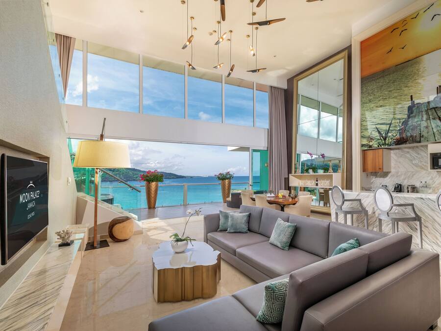 Three Bedroom Villa | Premium bedding, free minibar, in-room safe, individually furnished