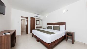 Basic Single Room, 1 King Bed