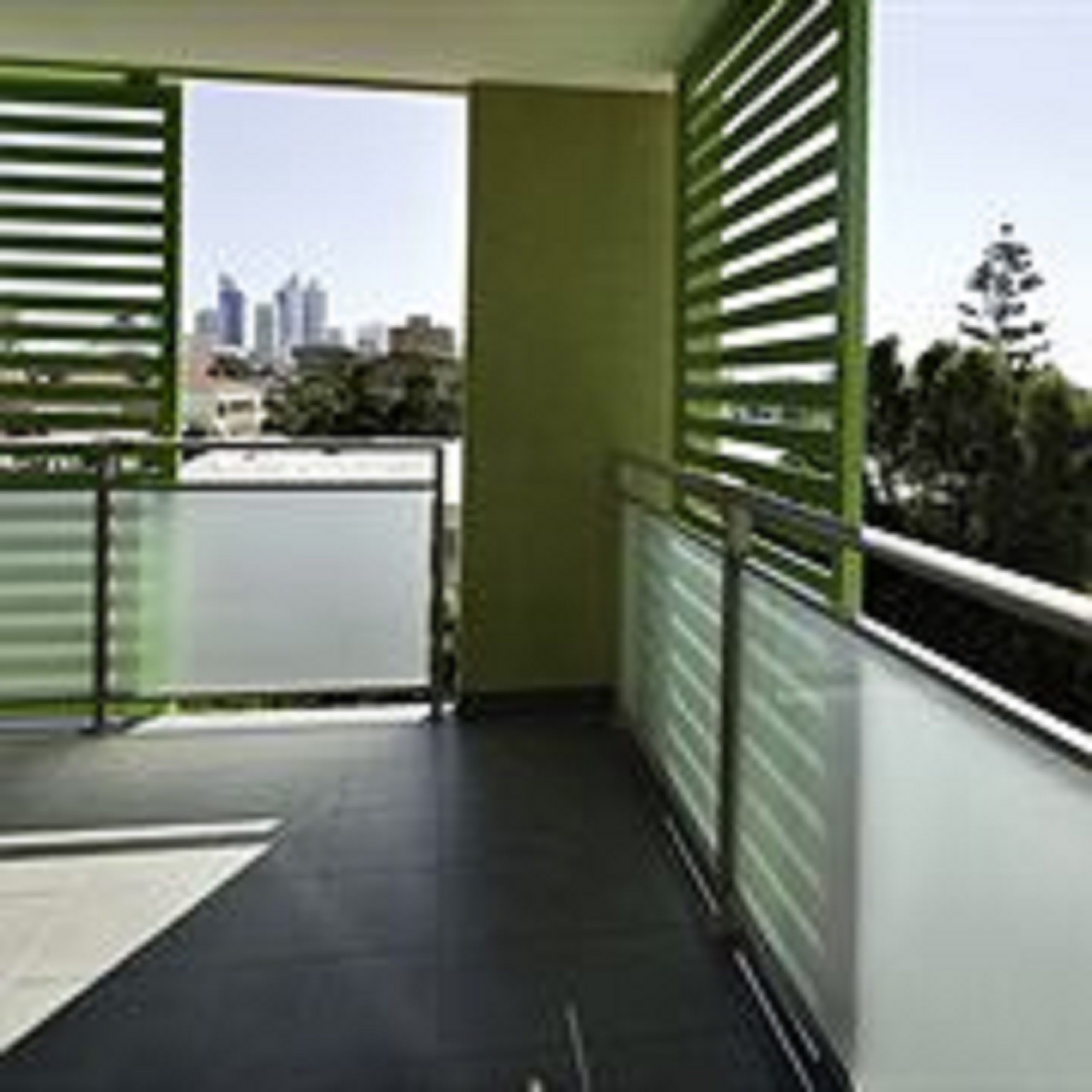 Baileys Serviced Apartments — image 11