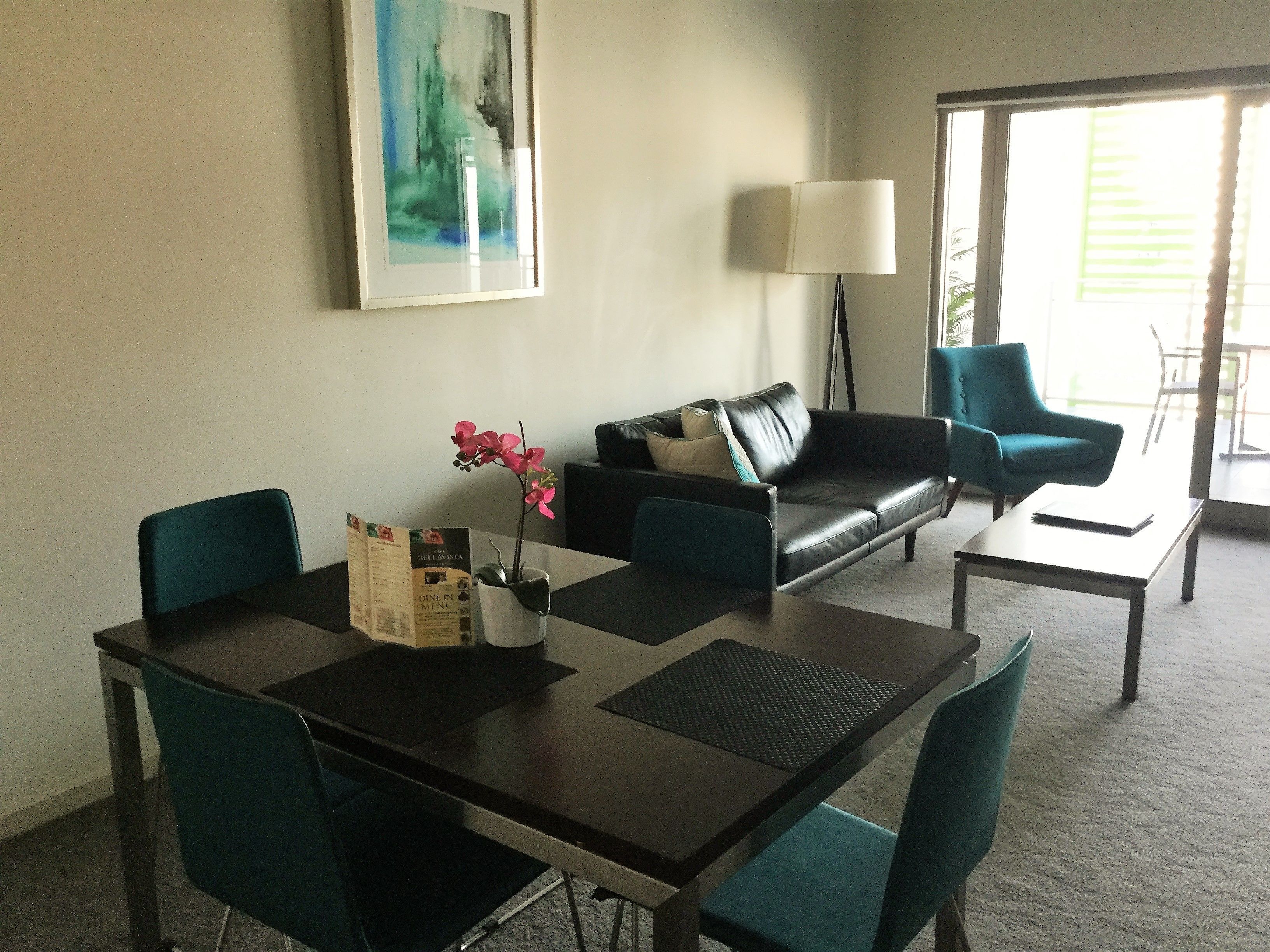 Baileys Serviced Apartments — image 20