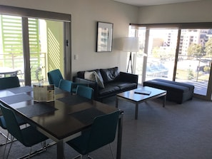 Standaard appartement, 2 slaapkamers | Woonkamer