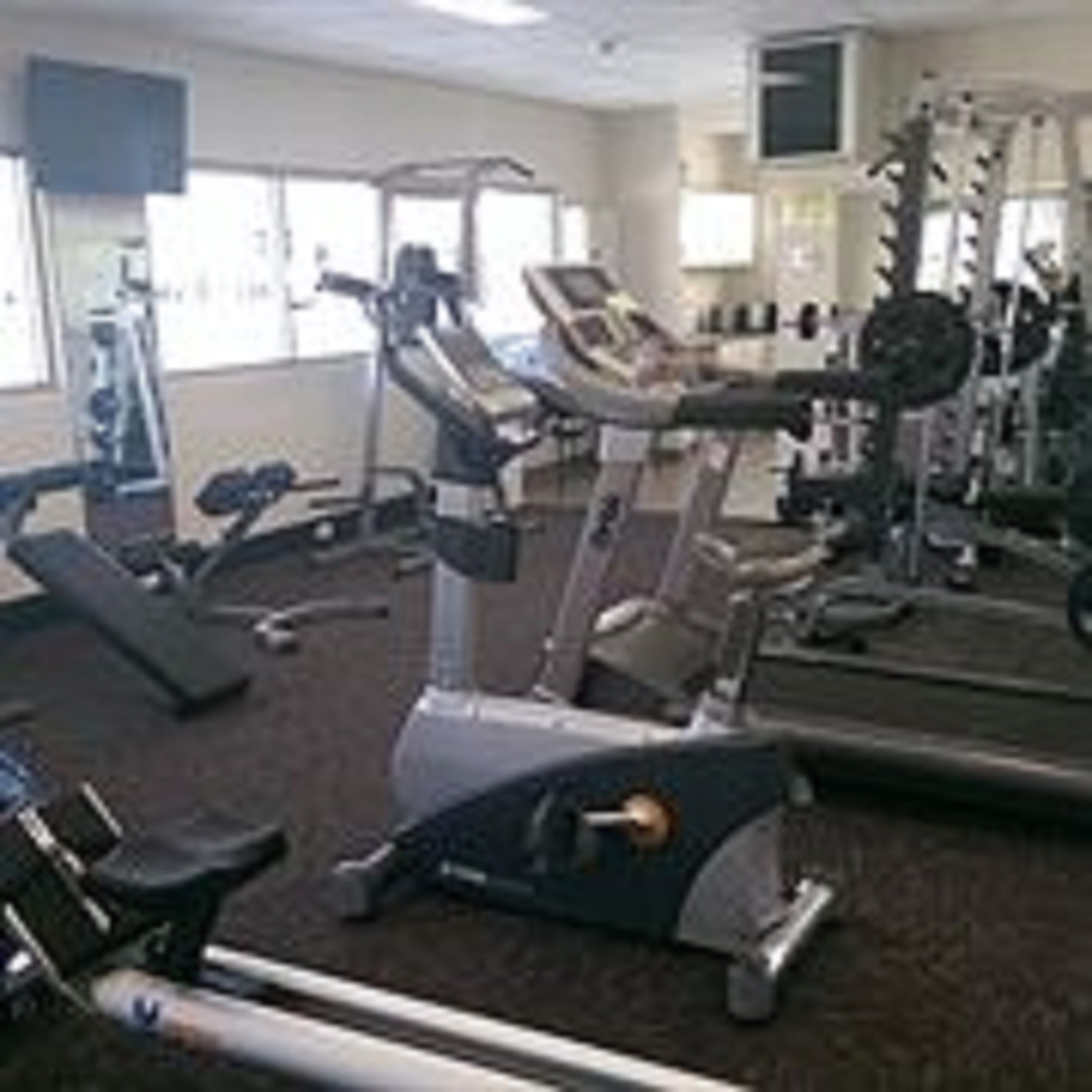 Baileys Serviced Apartments — image 24