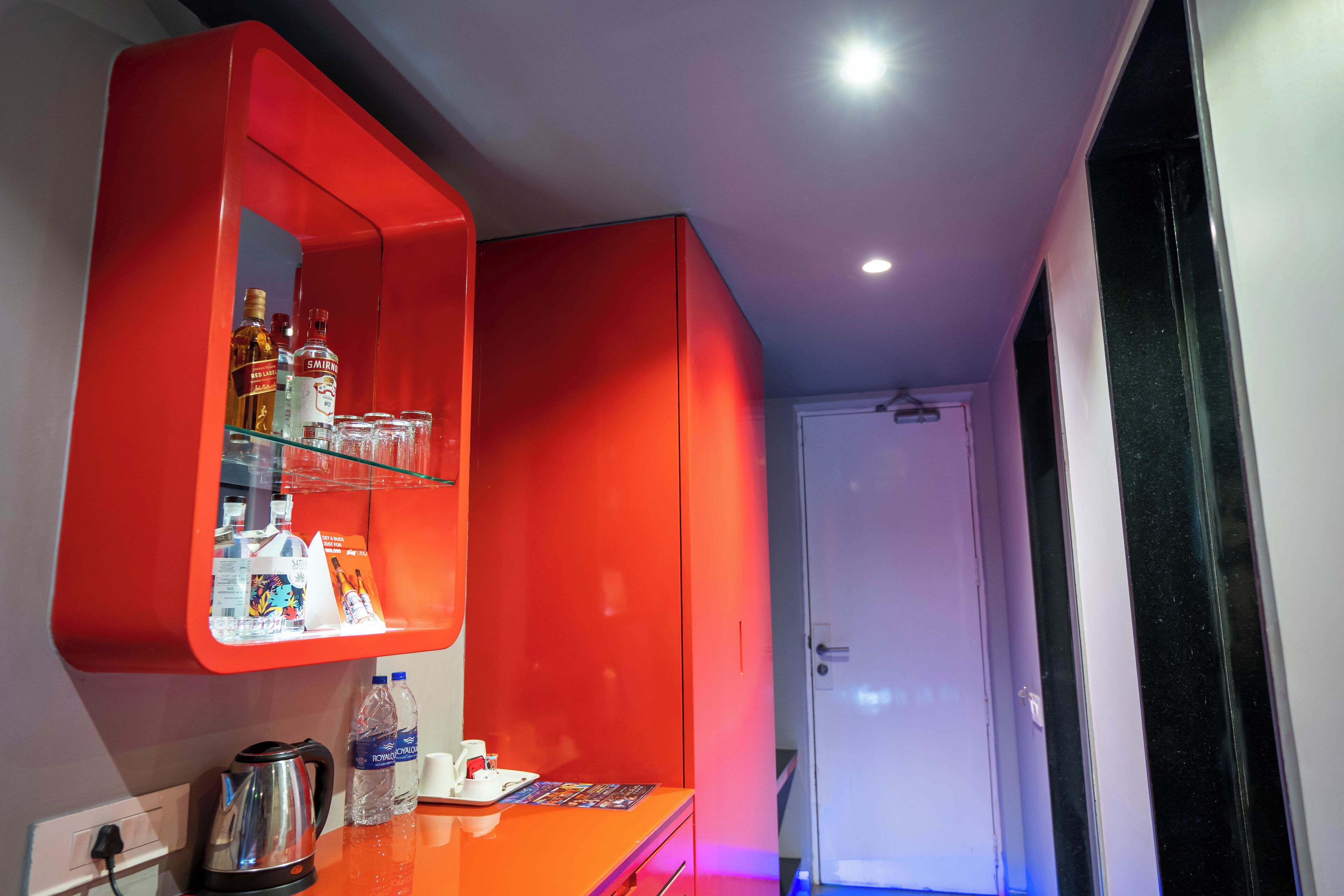 standard room | premium bedding, minibar, in-room safe, free wifi