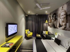 Standard Room | Premium bedding, minibar, in-room safe, free WiFi - SinQ Party Hotel (Candolim)