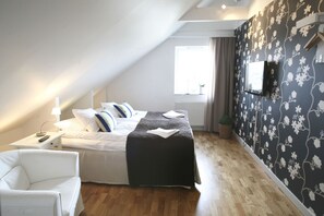 Superior Twin Room | Individually decorated, iron/ironing board, cribs/infant beds - Nötesjö Hotell (Svedala)