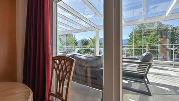 Grand Condo, 1 Queen Bed with Sofa bed (large) | Terrace/patio