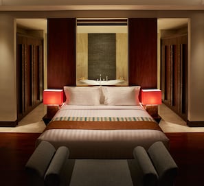 Suite, 3 Bedrooms | Premium bedding, free minibar, in-room safe, individually decorated