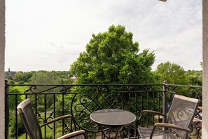 Deluxe Apartment, Balcony | Terrace/patio