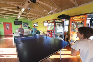 子供用の遊び場 - 屋内
