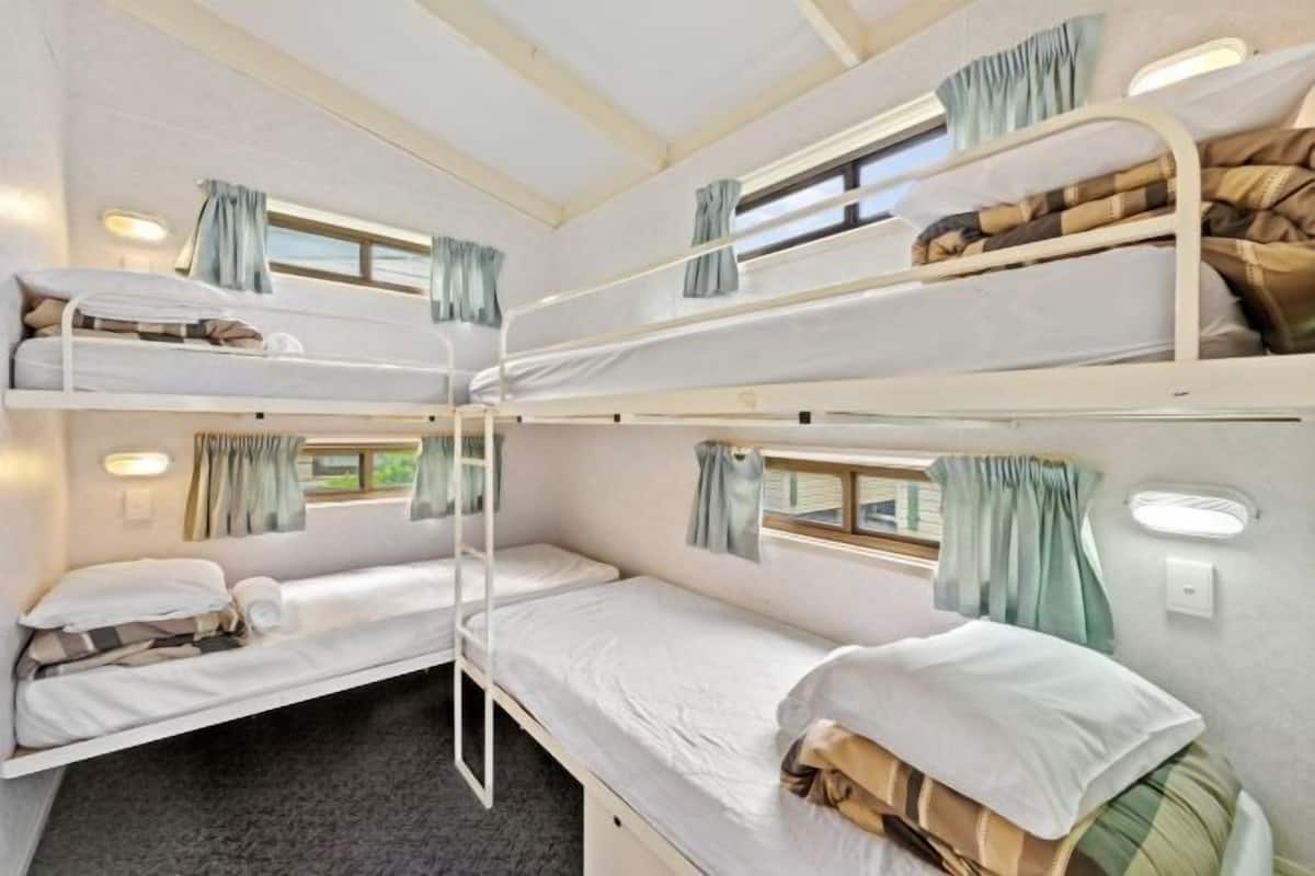 In-room safe, iron/ironing board, free WiFi, bed sheets