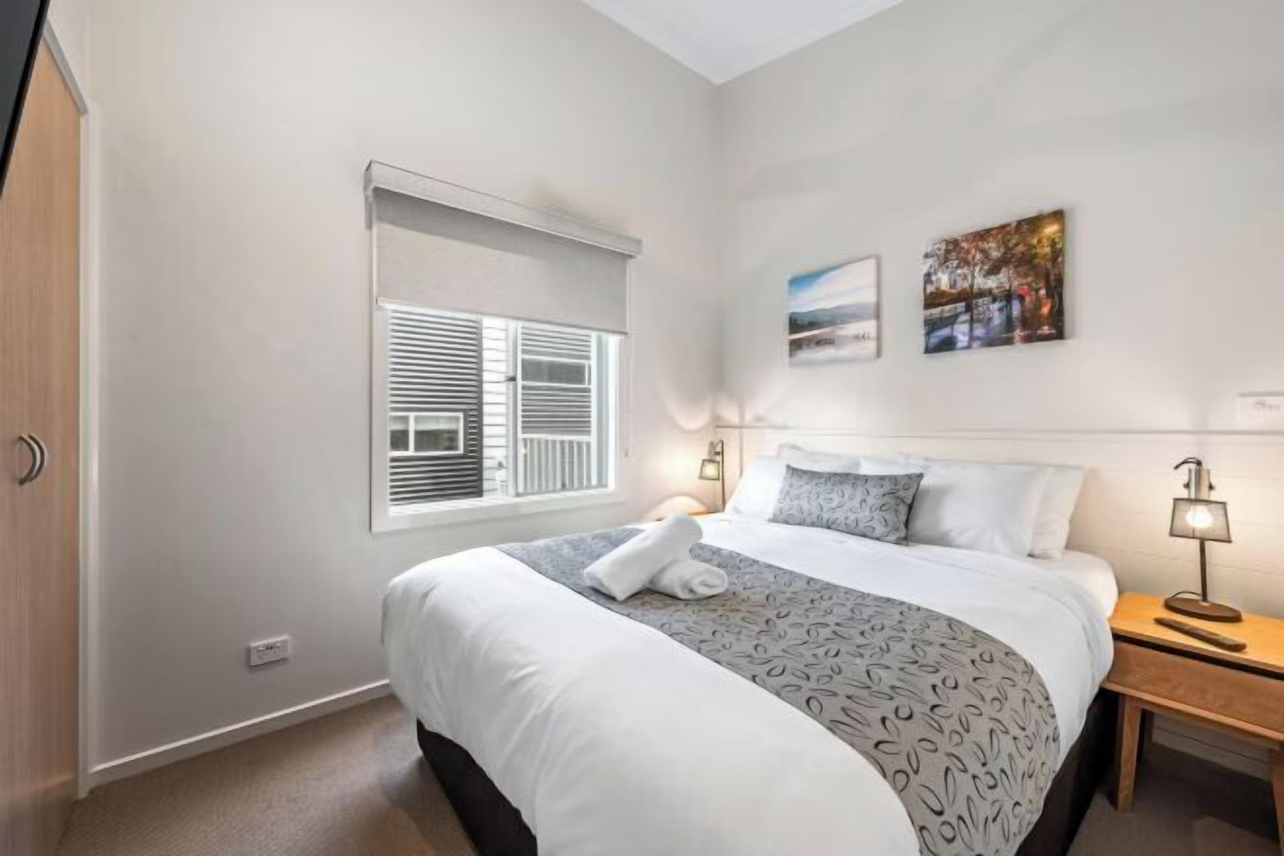 In-room safe, iron/ironing board, free WiFi, bed sheets