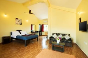 Svit - 1 sovrum - utsikt mot trädgården (Penthouse) | Minibar, värdeförvaringsskåp på rummet och sängkläder