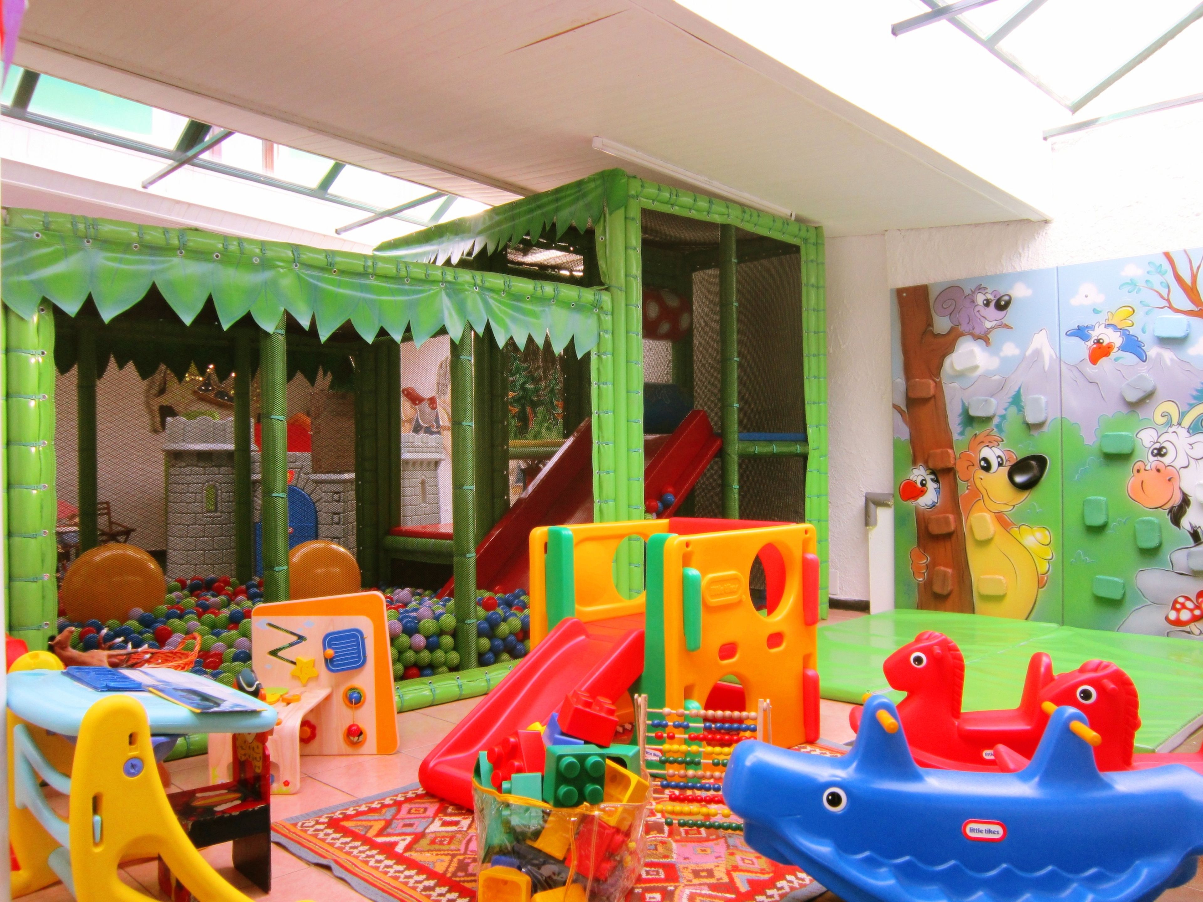 children’s play area – indoor