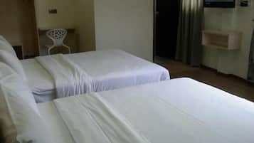 In-room safe, desk, iron/ironing board, free WiFi