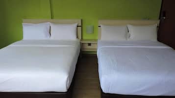 In-room safe, desk, iron/ironing board, free WiFi