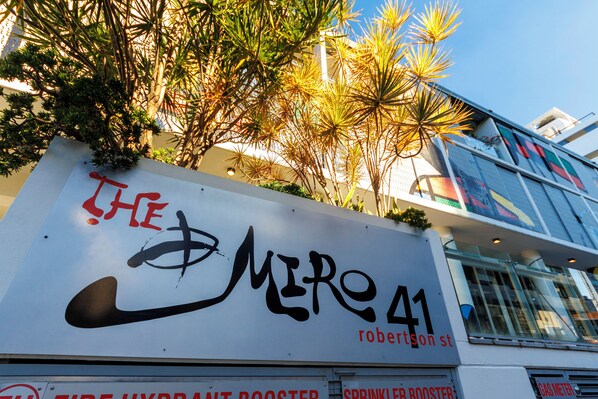 A building with a sign reading "The MERO 41 roberta st." - Miro Apartments (Fortitude Valley)