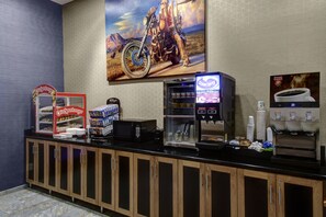 Free daily continental breakfast