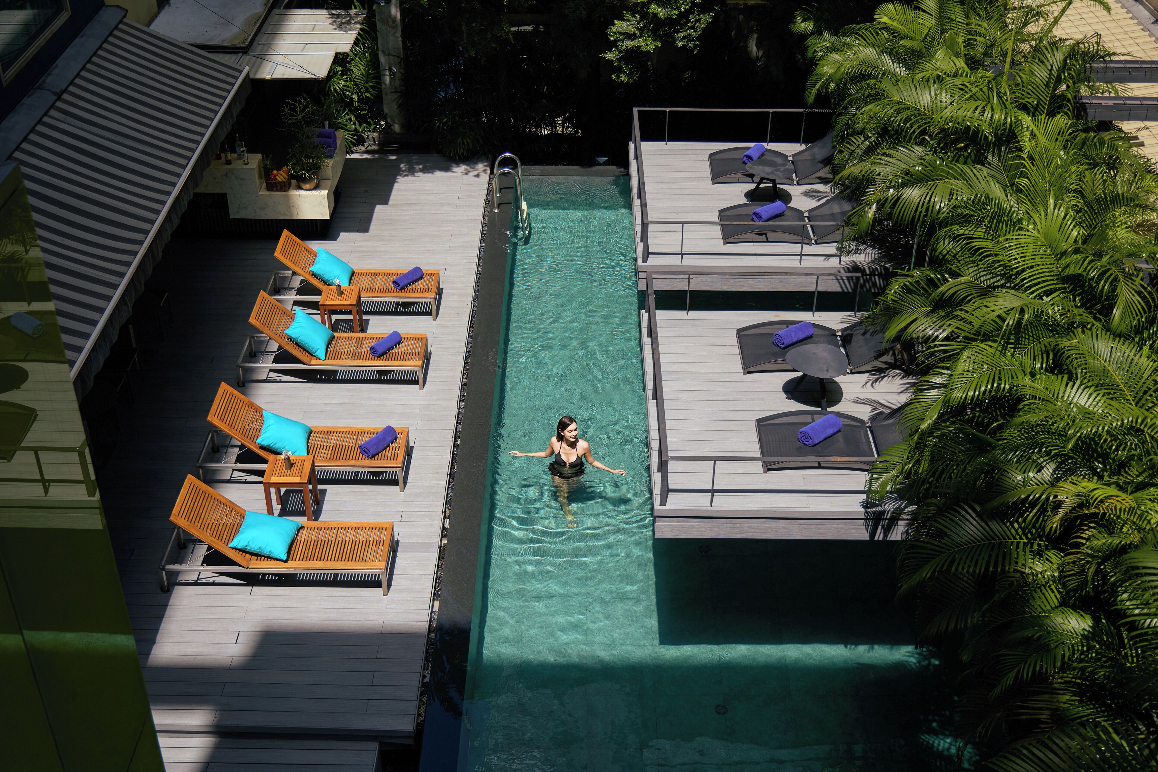 Outdoor pool, sun loungers