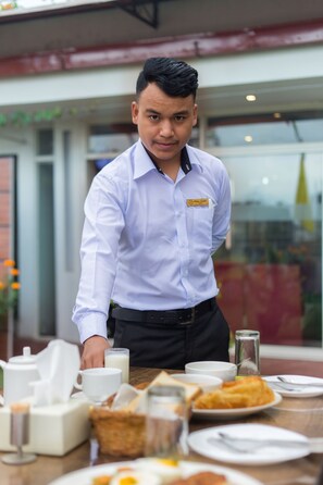 Coffee service - Avataar Kathmandu Hotel (Kathmandu)
