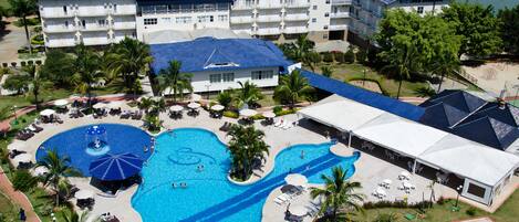 Indoor pool, outdoor pool, sun loungers