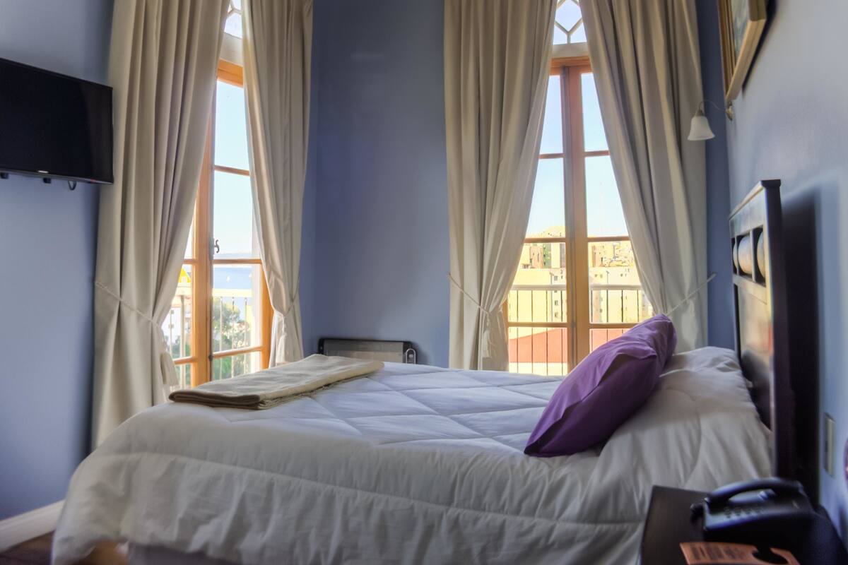 Suite (Jacuzzi) | WiFi (free)