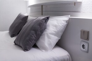 Premium bedding, soundproofing, free WiFi