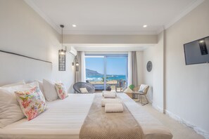 Pillow-top beds, in-room safe, individually decorated - Pyrgos Blue (Hersonissos)