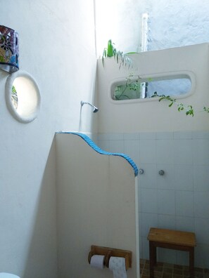 Hair dryer, towels - Tubo Tulum Hostel (Tulum)