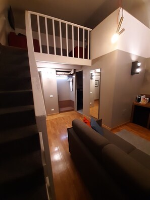 Family Room | 1 bedroom, premium bedding, down comforters, in-room safe - Assunta Domus (Rome)