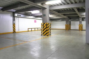 Bãi đậu xe tự phục vụ (phụ phí) (90 MXN mỗi ngày) 