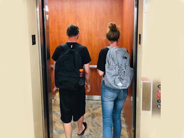 Interior - Haiban Inn (Jersey City)