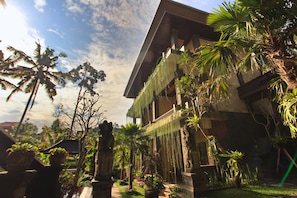 Interior entrance - Alam Terrace Cottages (Ubud)