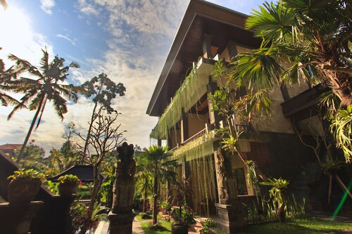 Alam Terrace Cottages