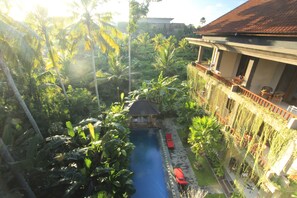 Outdoor pool - Alam Terrace Cottages (Ubud)