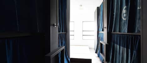 In-room safe, free WiFi