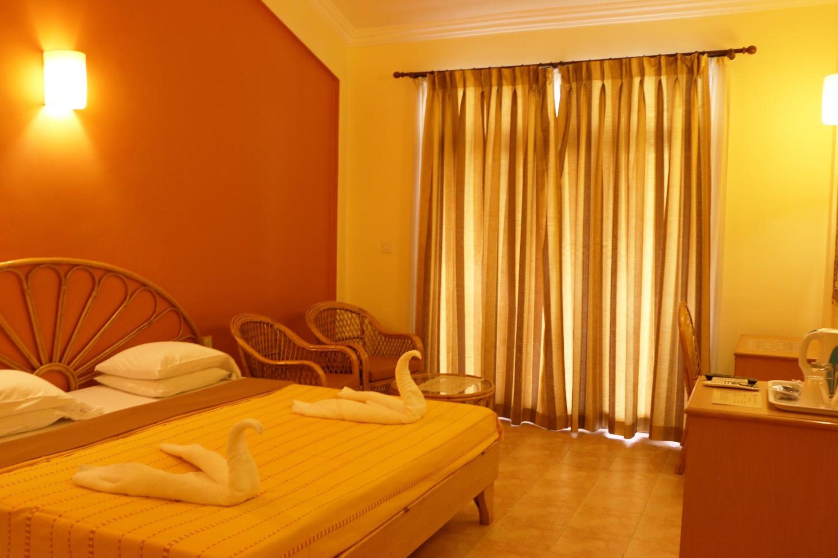 1 bedroom, minibar, in-room safe, desk