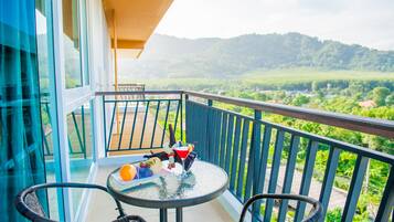 Junior Suite Studio Room | Balcony