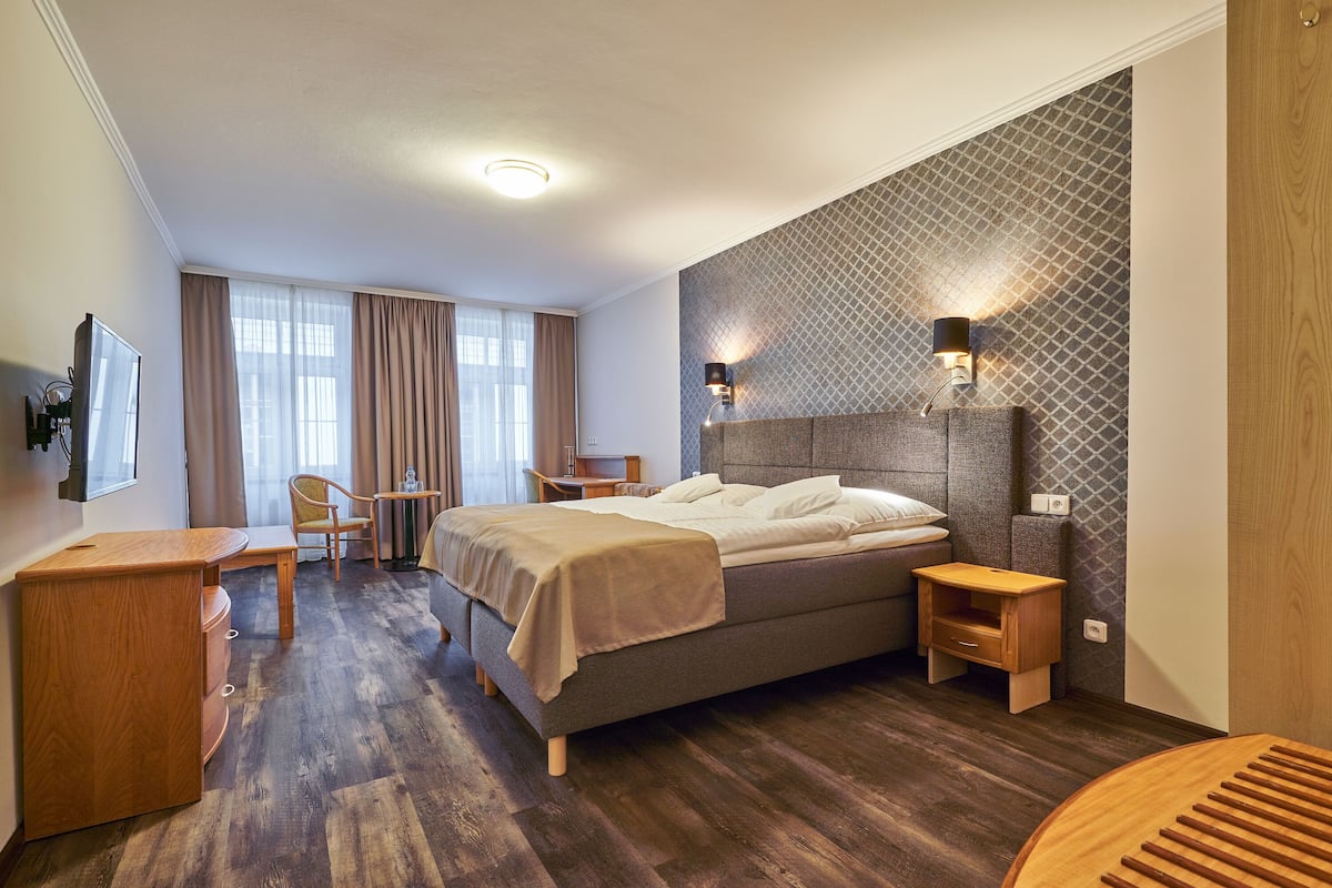 superior double room, 1 double bed with sofa bed | 1 bedroom, in-room safe, desk, soundproofing